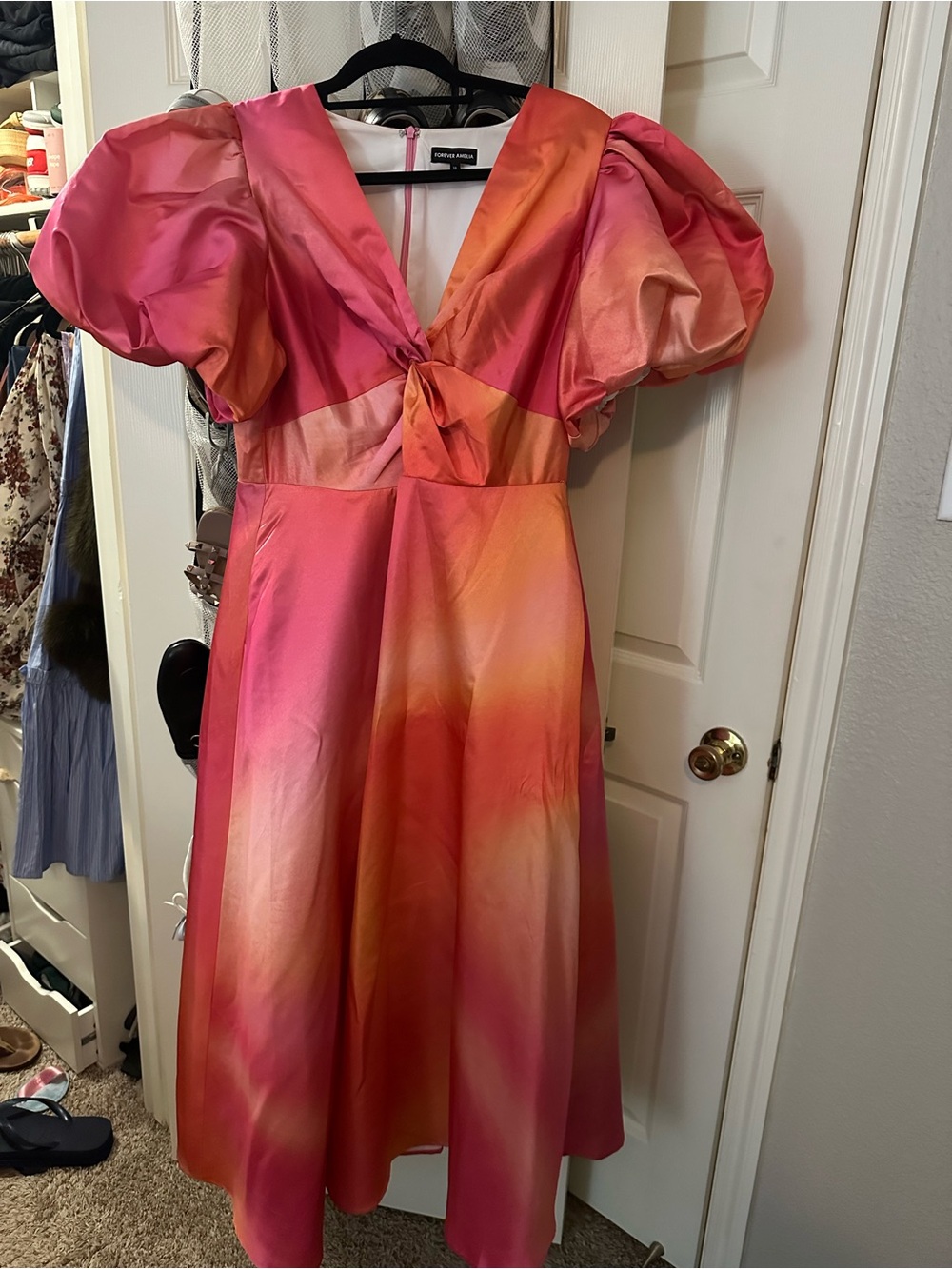 Satin Ombre V-Neck Midi Dress with Puff Sleeves - Pink Orange